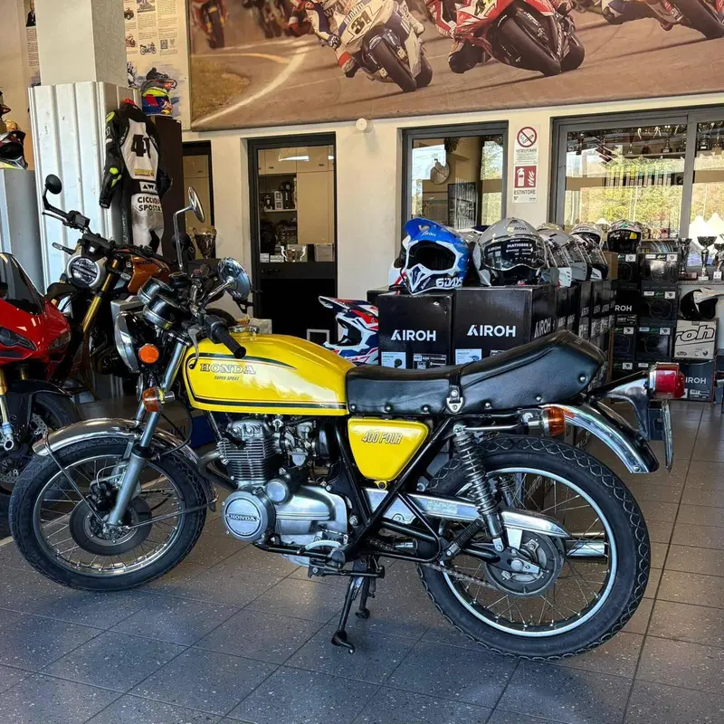 Honda CB 400 F (2)