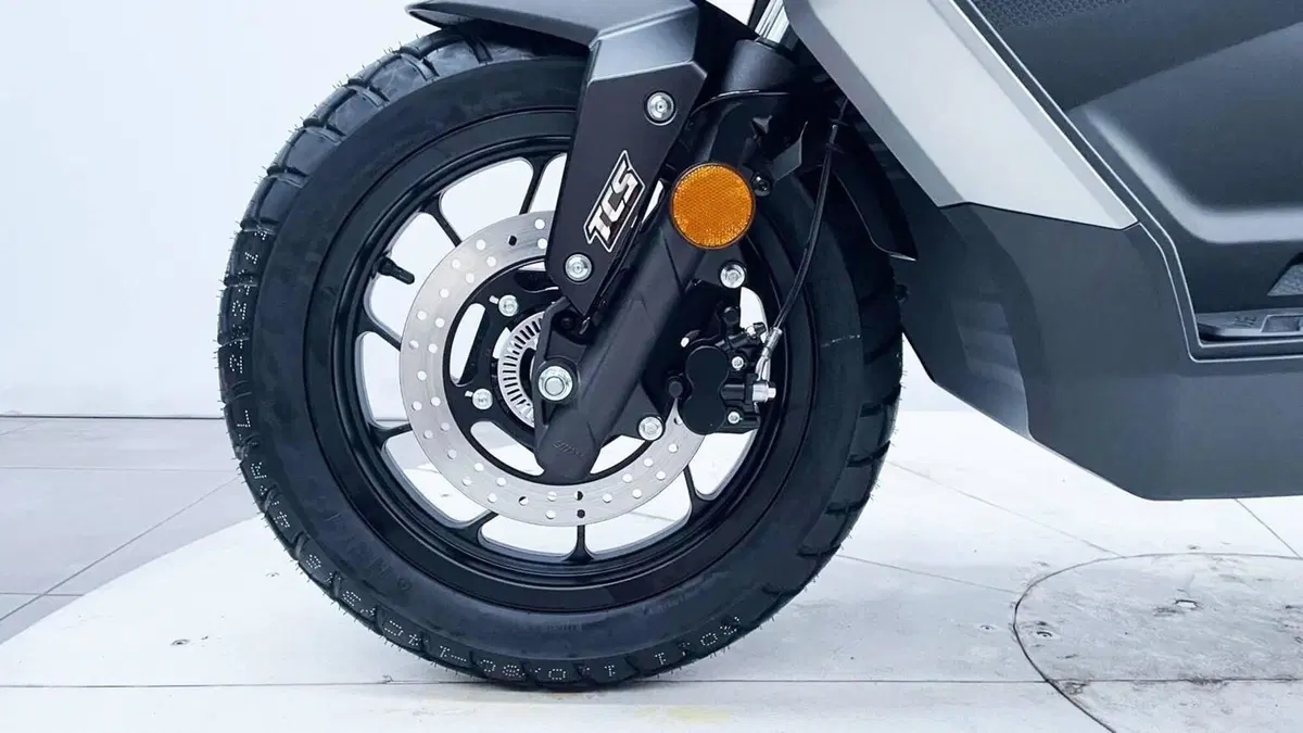 Voge Sfida SR2 ADV (2026) (3)
