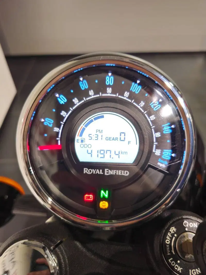 Royal Enfield Meteor 350 (2021 - 26) (6)