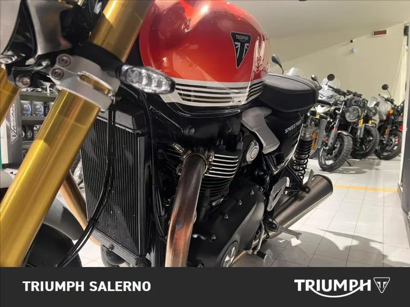 Triumph Speed Twin 1200 RS (2025 - 26) (3)