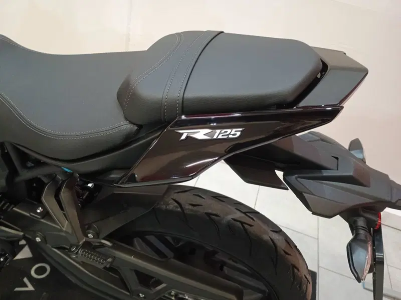 Voge Brivido 125R (2023 - 26) (8)