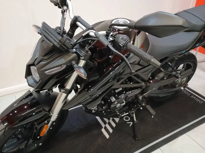 Voge Brivido 125R (2023 - 26) (9)