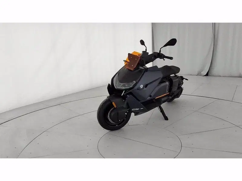 Bmw CE 04 (2021 - 25) (4)