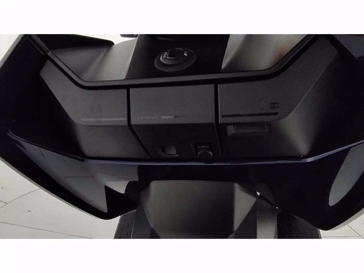 Bmw CE 04 (2021 - 25) (12)