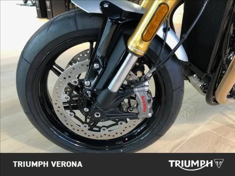 Triumph Speed Twin 1200 RS (2025 - 26) (11)