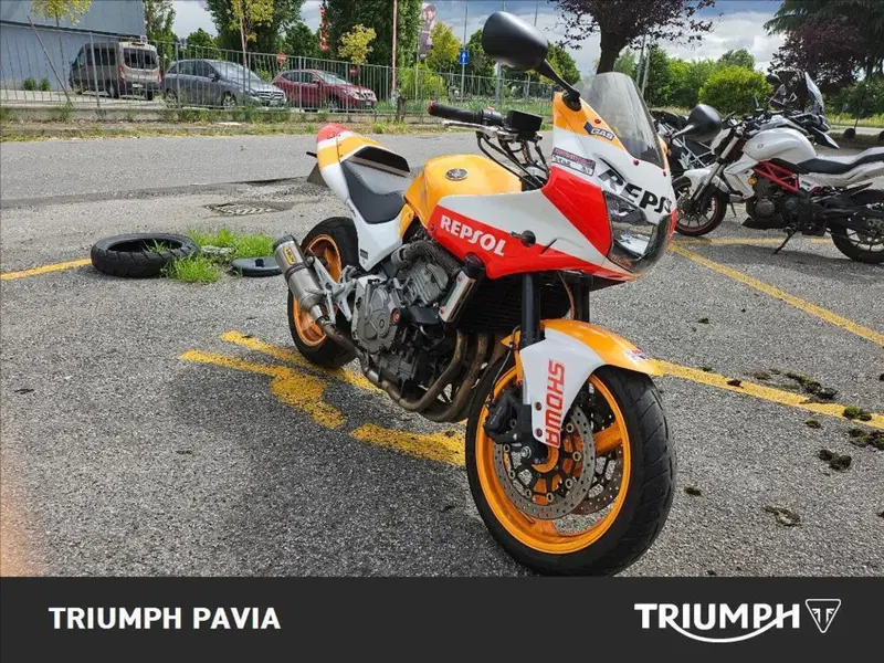 Honda Hornet 600 S (1999 - 01) (2)