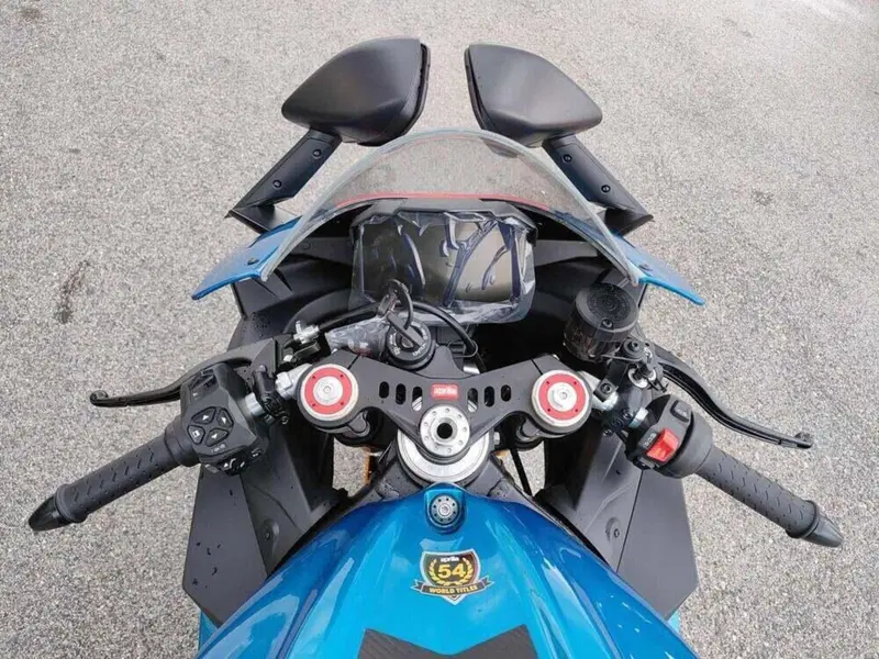 Aprilia RSV4 1100 (2025 - 26) (8)
