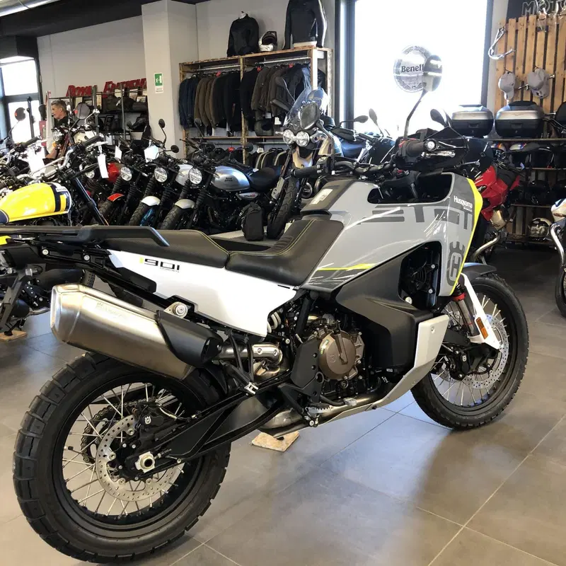 Husqvarna Norden 901 (2022 - 26) (5)