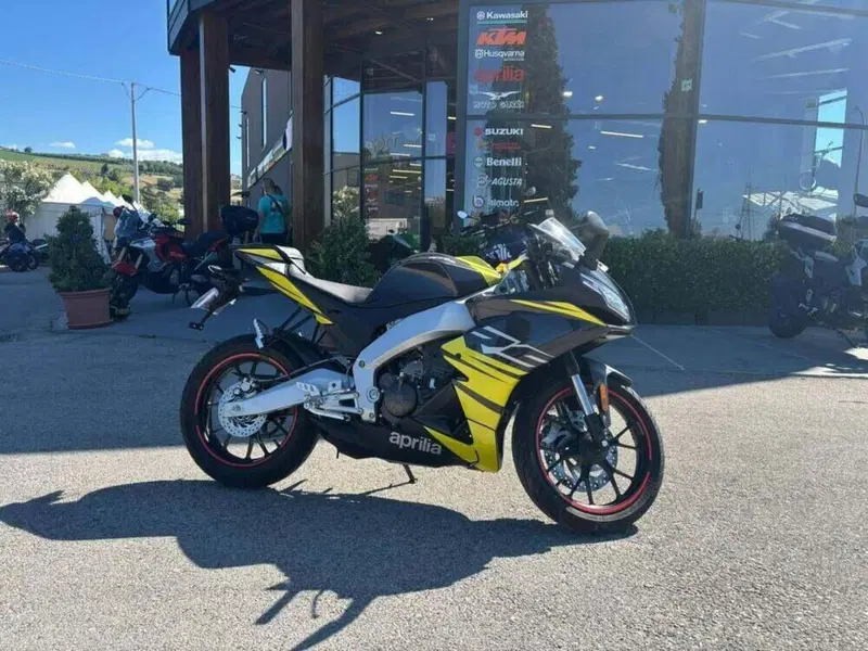 Aprilia RS 125 (2025 - 26) (2)
