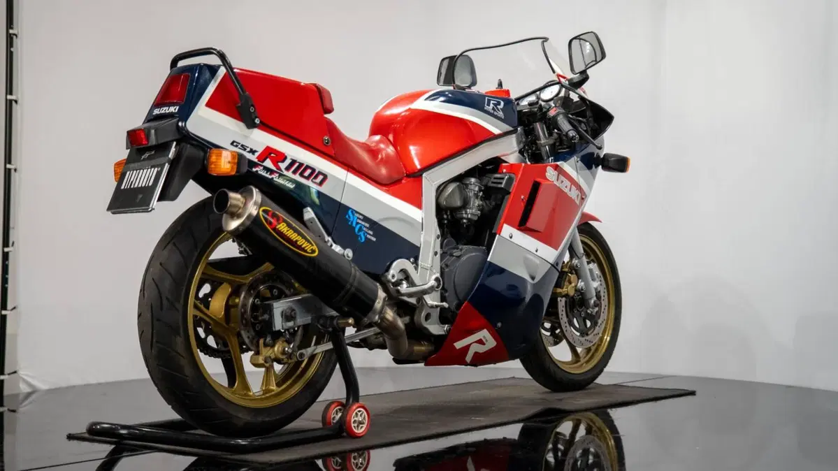 Suzuki GSX-R 1100  (6)