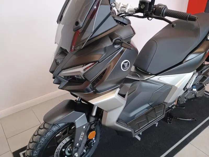 Voge Sfida SR1 ADV (2023 - 26) (5)