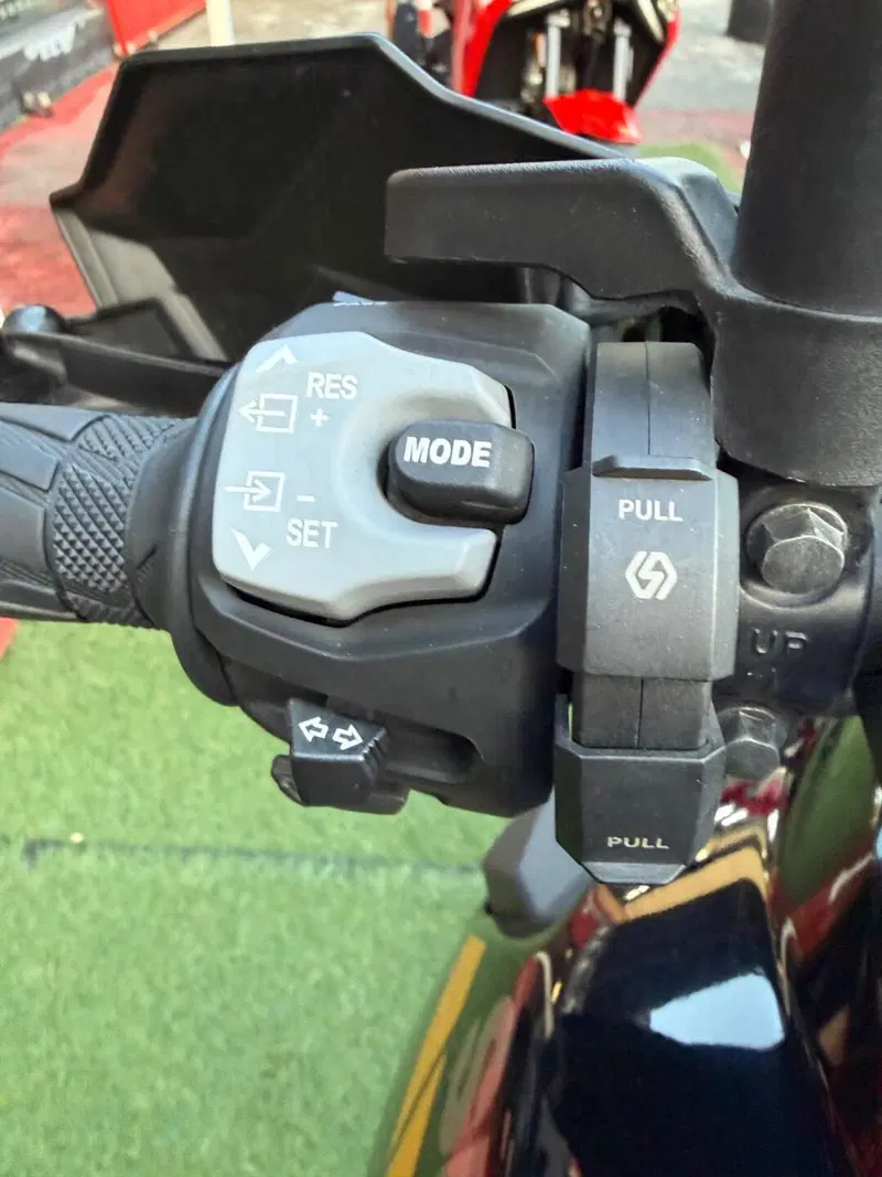 Suzuki V-Strom 1050XT (2020 - 23) (16)