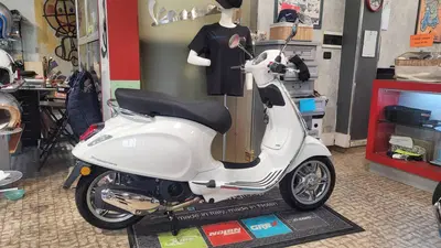 Vespa Primavera 125 (2024 - 25) nuova