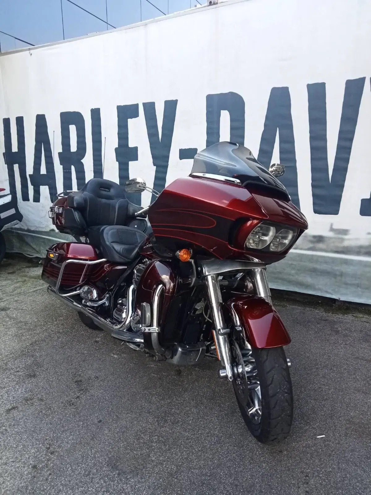 Harley-Davidson 1800 Road Glide Ultra (2014 - 16) - FLTRUSE (2)