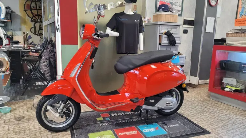Vespa Primavera 125 (2024 - 25) (3)