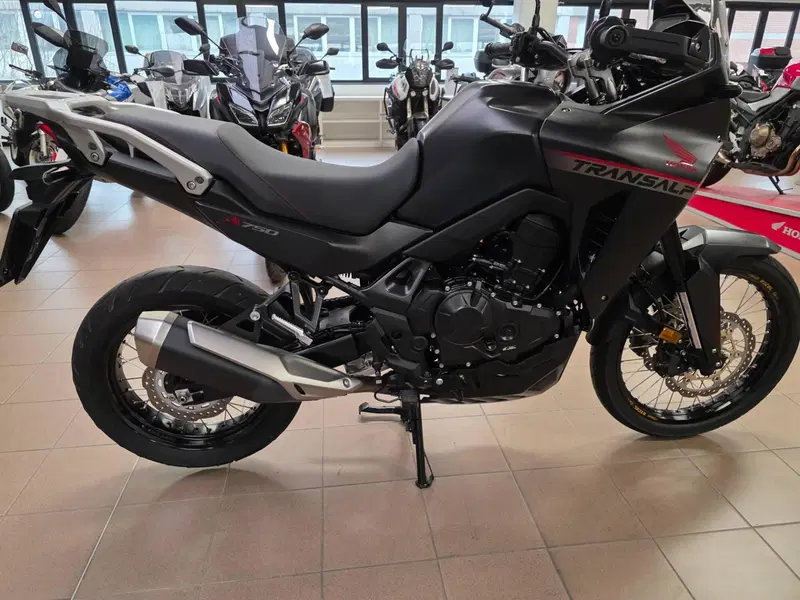 Honda Transalp XL750 (2023 - 24) (4)