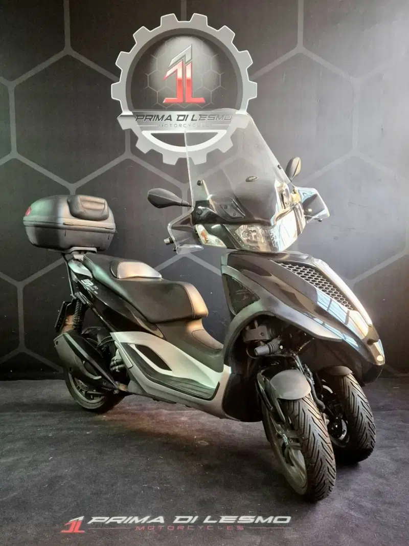 Piaggio Mp3 300 ie Yourban LT (2011 - 16) (3)