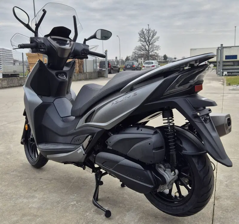 Kymco Agility 300i (2021 - 25) (3)