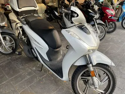 Honda SH 150i (2020 - 23) usata