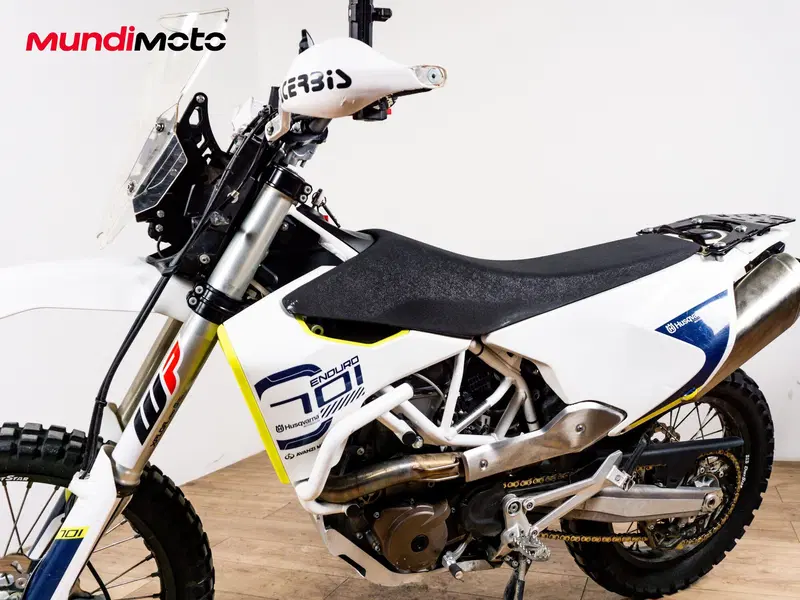 Husqvarna 701 Enduro (2016) (9)