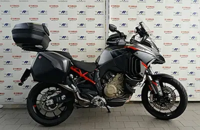 Ducati Multistrada V4 S Grand Tour (2024) usata
