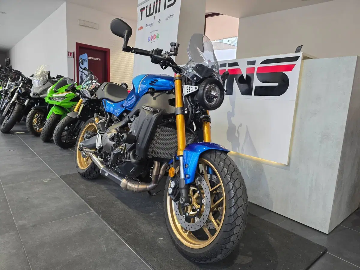 Yamaha XSR 900 (2022 - 24) (2)