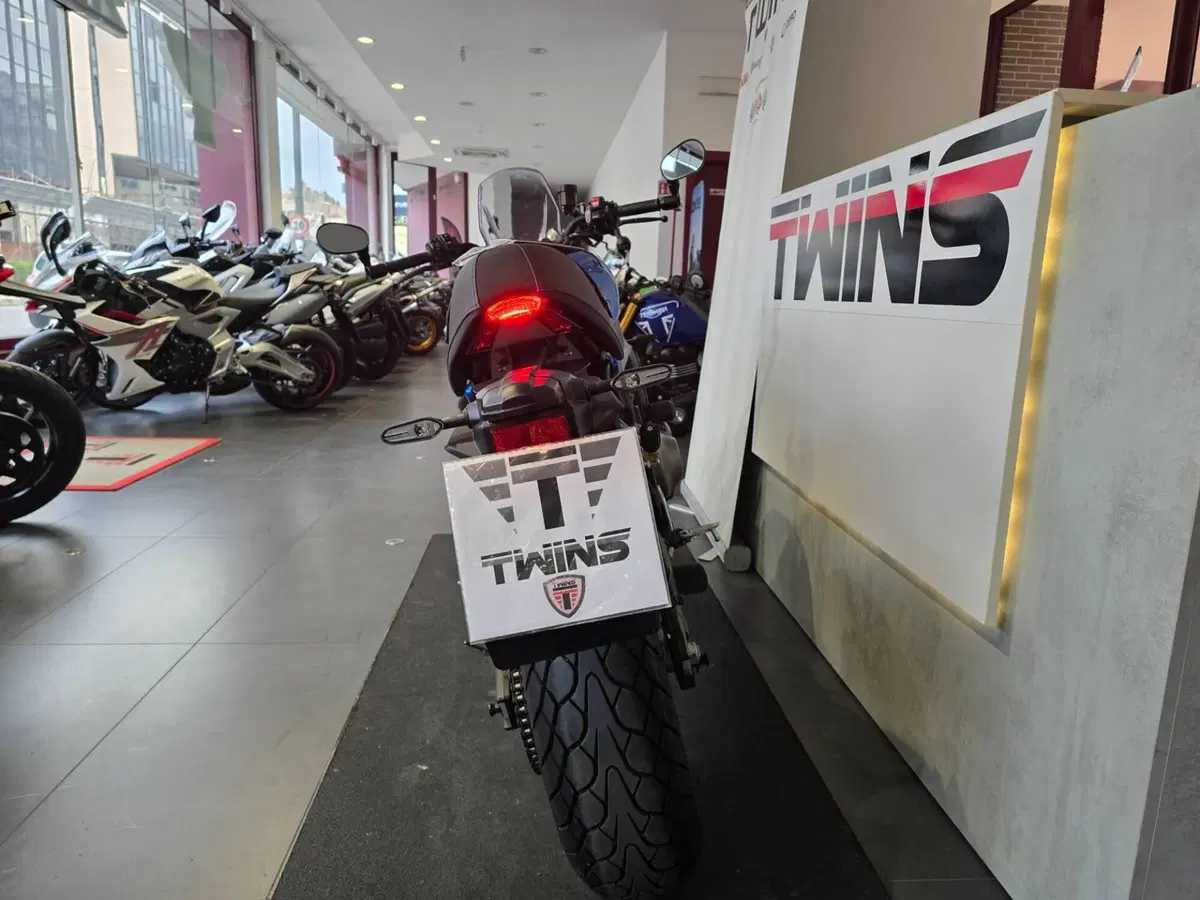 Yamaha XSR 900 (2022 - 24) (7)