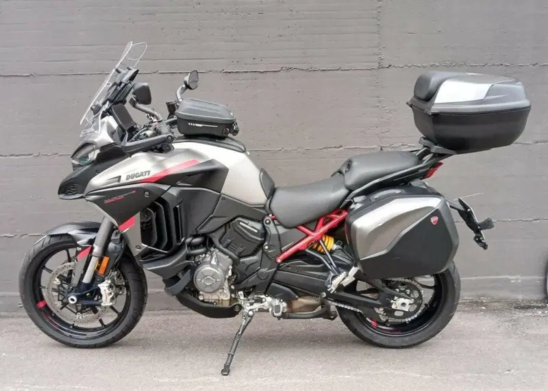 Ducati Multistrada V4 S (2021 - 24) (2)