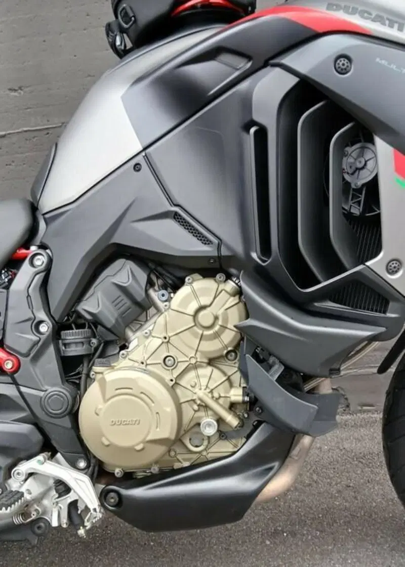 Ducati Multistrada V4 S (2021 - 24) (8)