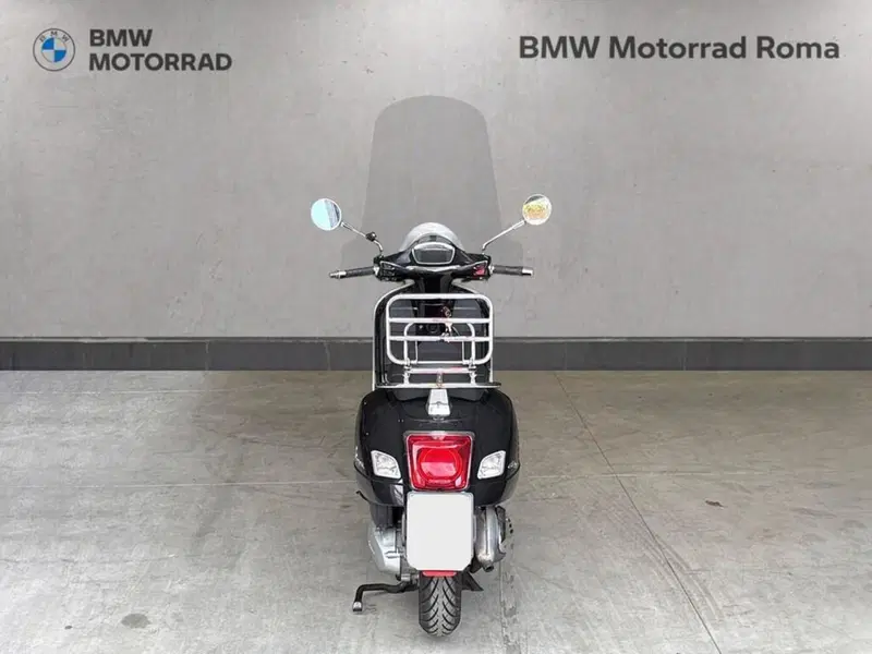 Vespa GTS 300 Super Hpe (2018 - 19) (4)