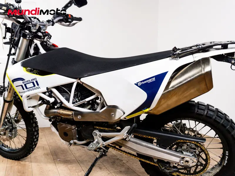 Husqvarna 701 Enduro (2016) (9)