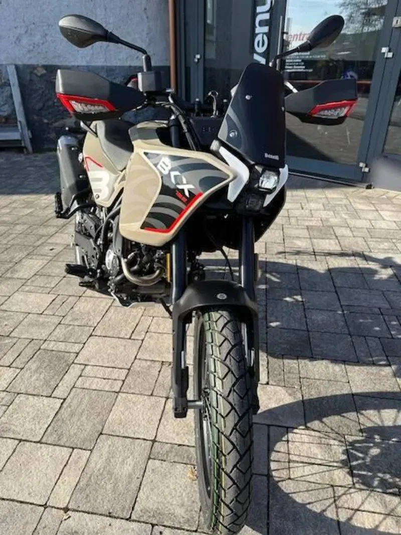 Benelli BKX 125 (2026) (3)