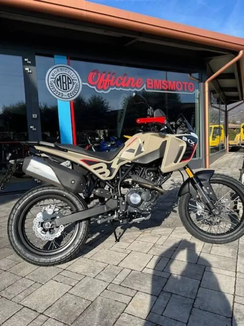 Benelli BKX 125 (2026) (5)