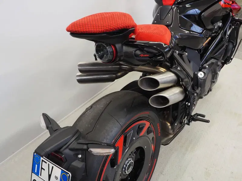 MV Agusta Rush 1000 (2023 - 26) (9)