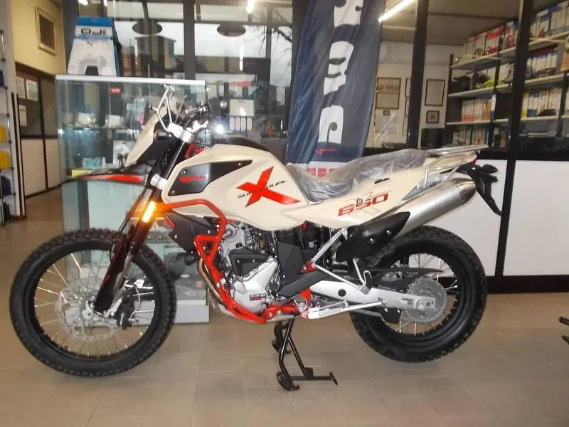 Swm Superdual 600 X (2025 - 26)