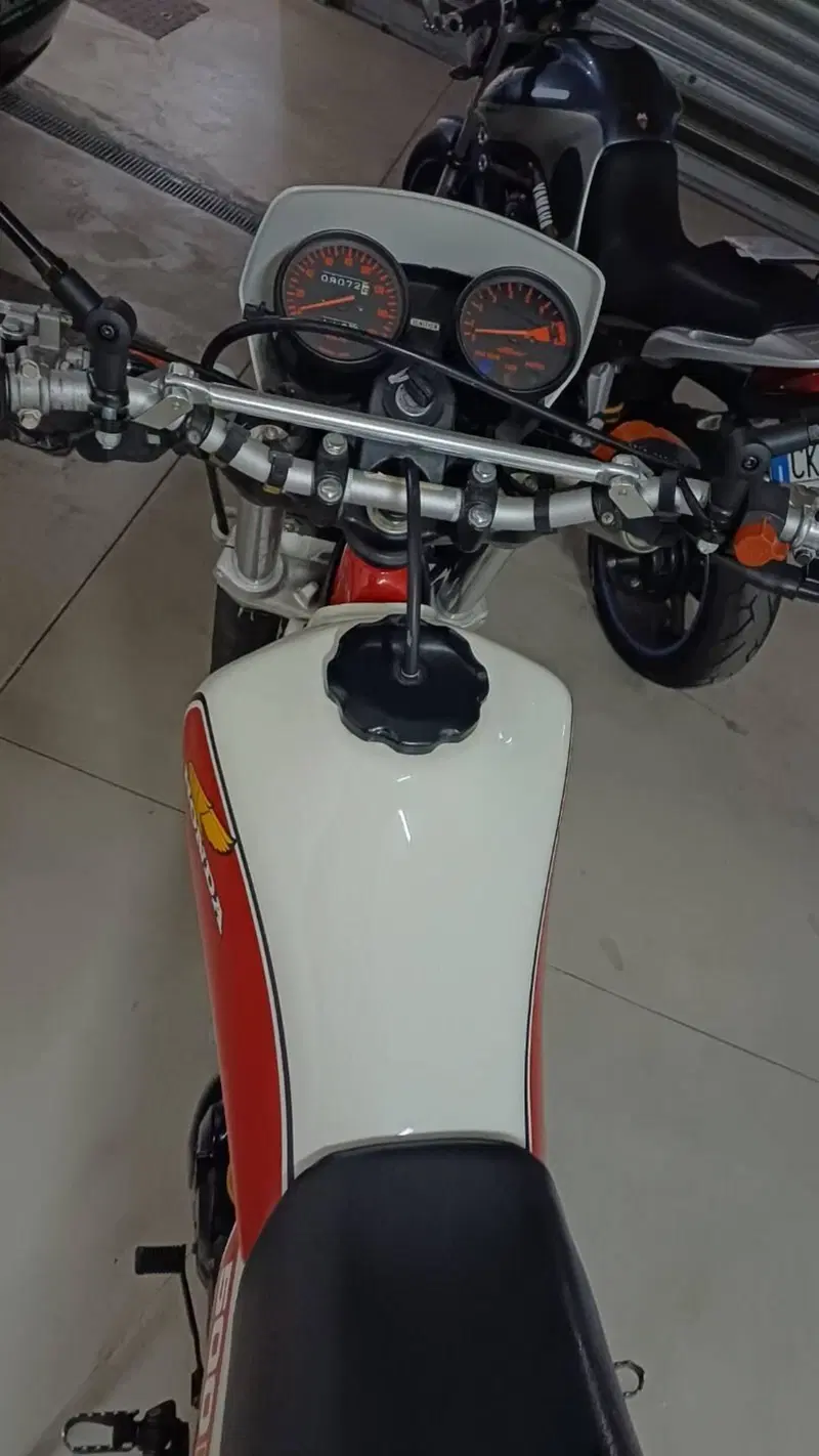 Honda XL 500R (8)