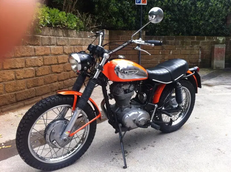 Ducati Scrambler (2)