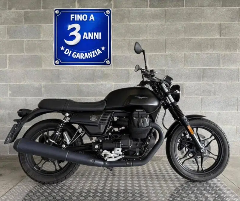 Moto Guzzi V7 III Stone (2017 - 20)