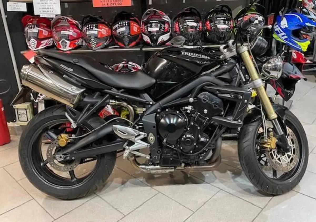 Triumph Street Triple (2007 - 12)
