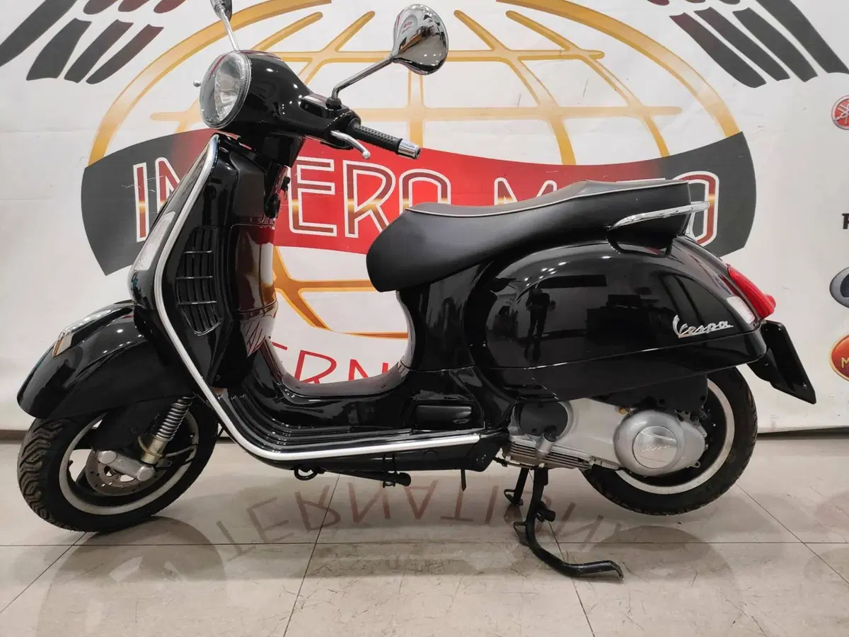 Vespa GTS 300 Super (2008 - 16)