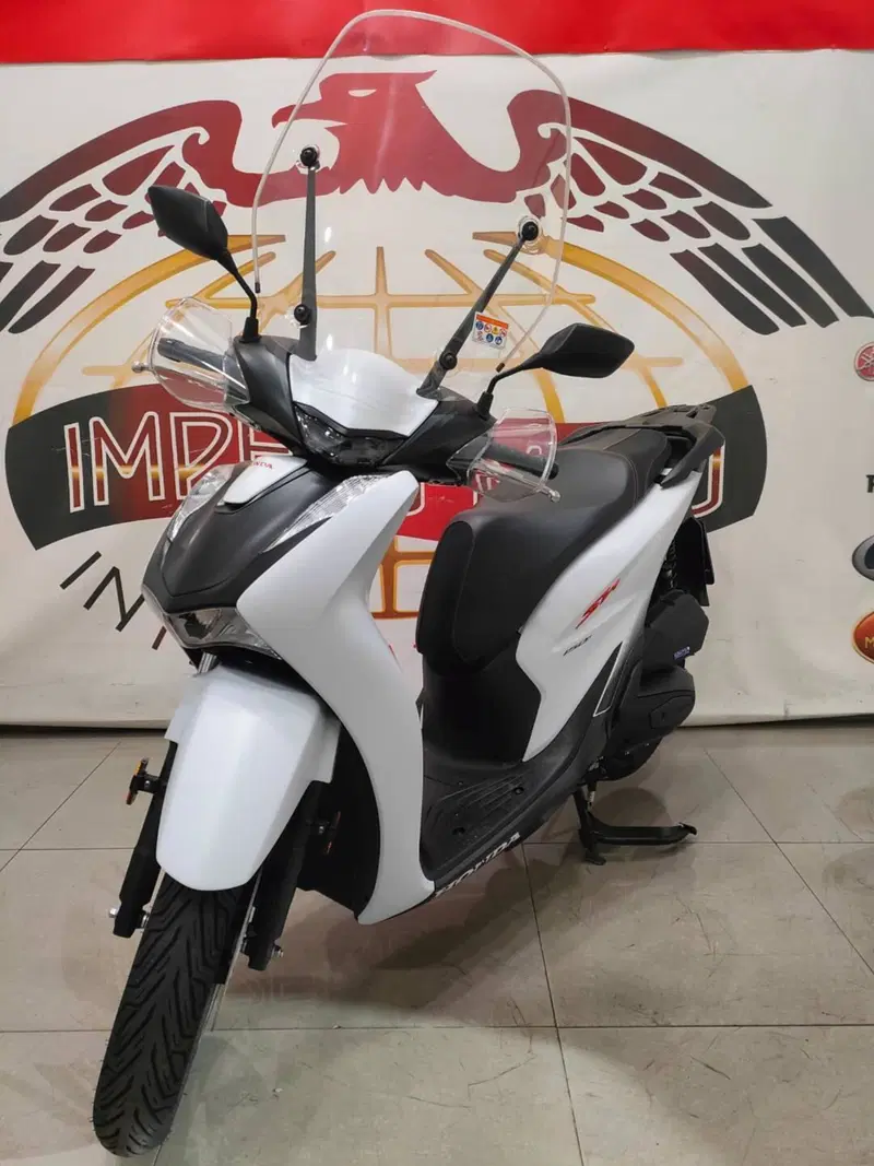 Honda SH 150i Sport (2024 - 25) (3)