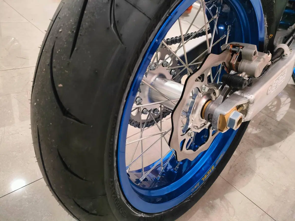 Tm Moto SMR 300 ES Fi 2T (2026) (7)