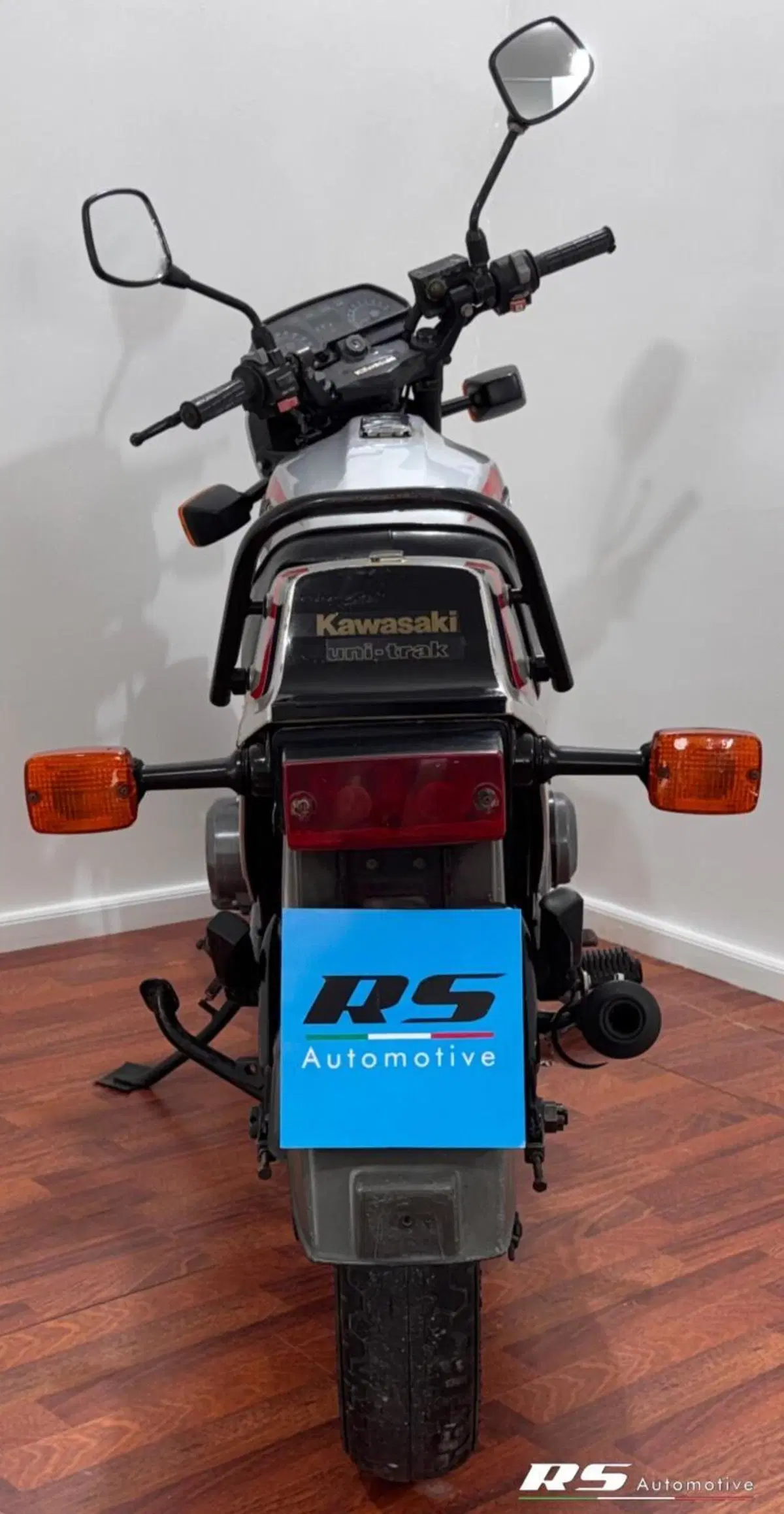 Kawasaki Z400F (7)