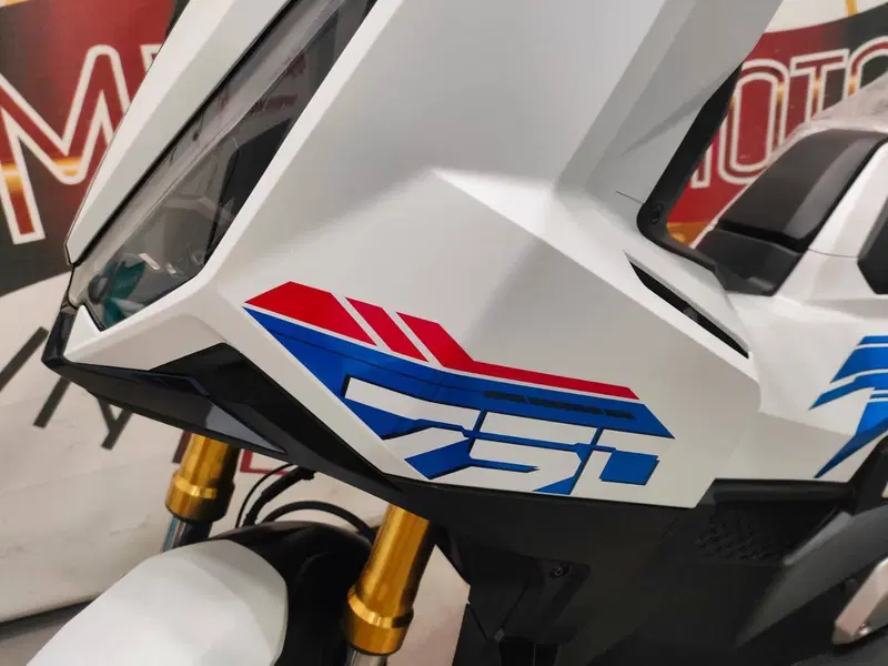 Honda X-ADV 750 (2025 - 26) (4)