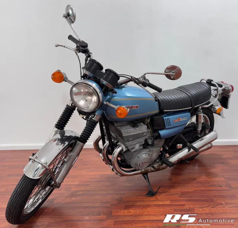 Suzuki GT550 (6)