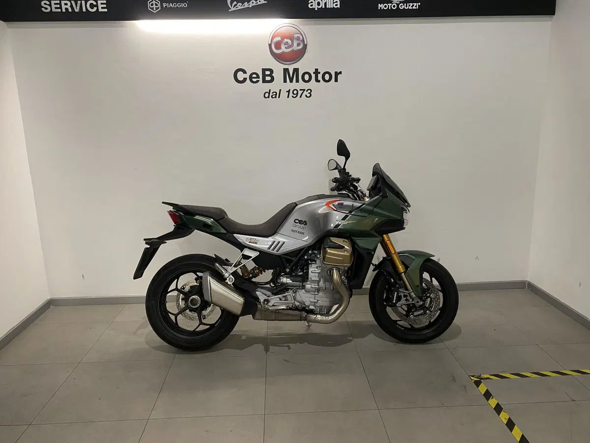 Moto Guzzi V100 Mandello S (2022 - 24)