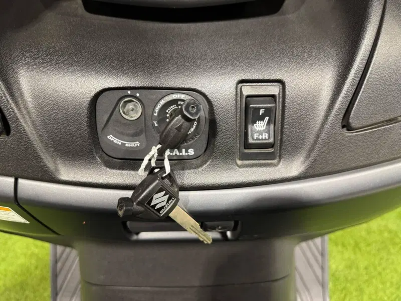 Suzuki Burgman AN 650 Executive ABS (2013 - 17) (9)
