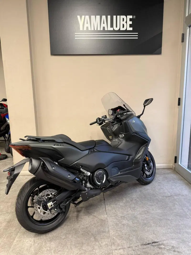 Yamaha T-Max 560 (2025 - 26) (3)