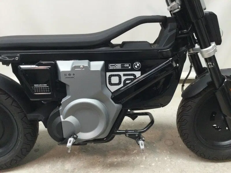 Bmw CE 02 AM (2024 - 26) (8)