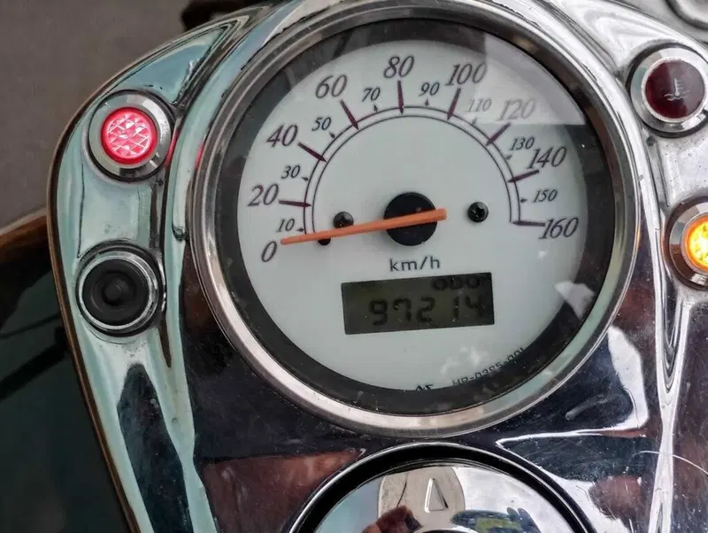 Honda VT 750 C2 Shadow (1998 - 03) (2)